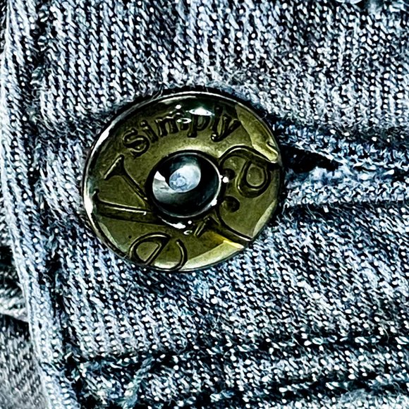 ▪️SIMPLY VERA▪️Mid Rise Gray Denim Bootcut Jeans - Picture 8 of 11